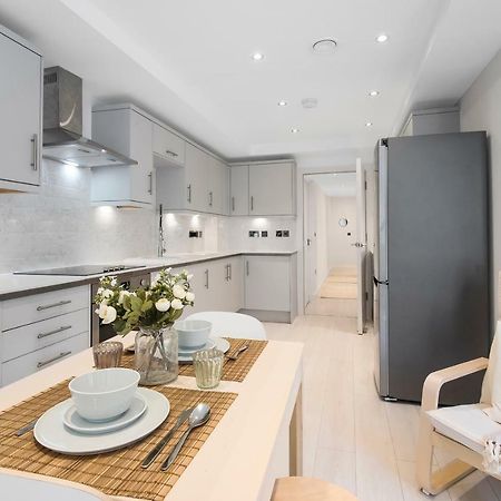 Apartment Wharf - Macarena Apartments Londres Extérieur photo
