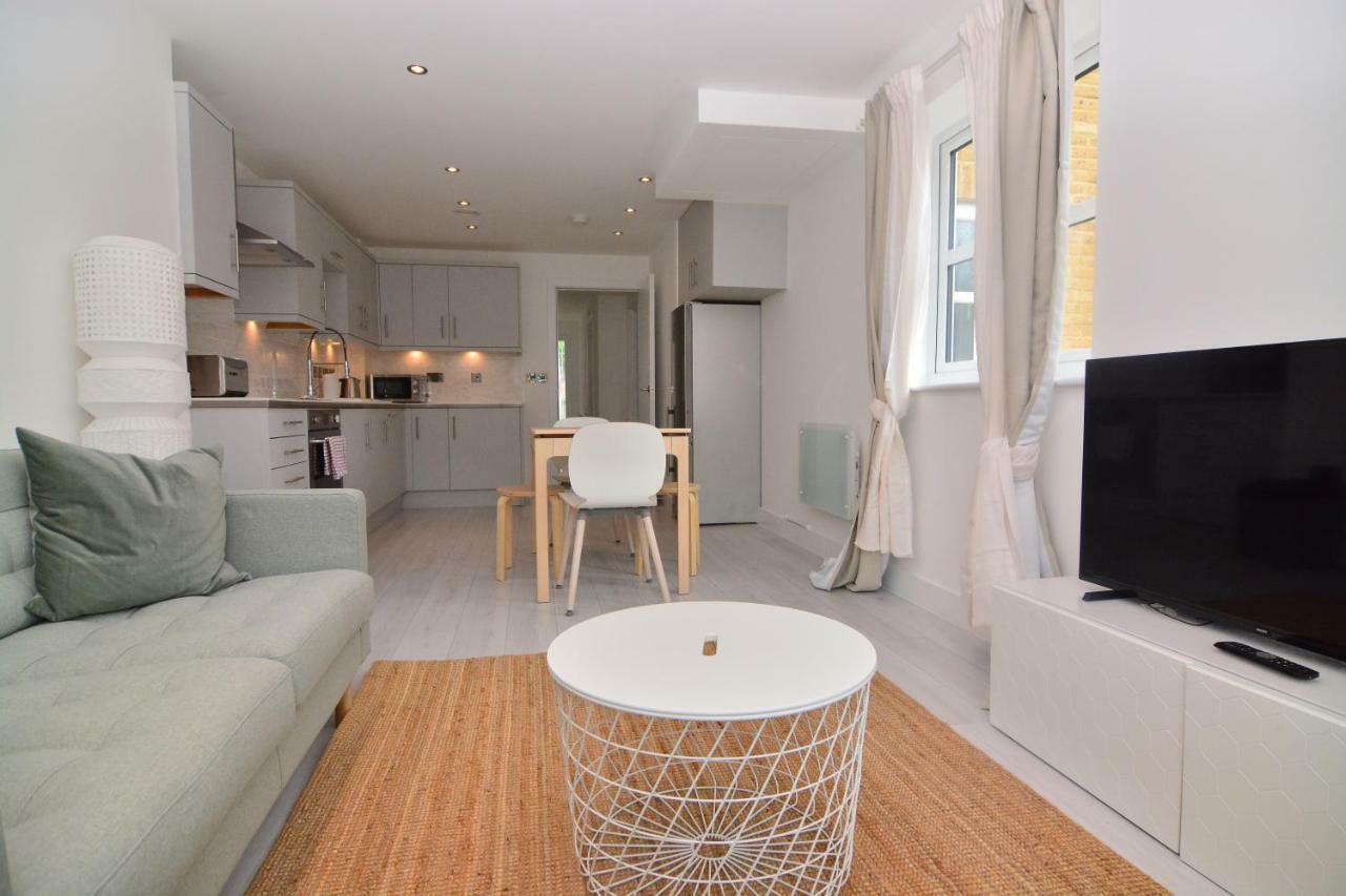 Apartment Wharf - Macarena Apartments Londres Extérieur photo