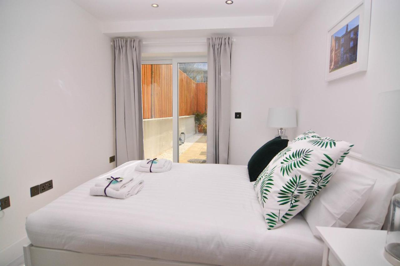 Apartment Wharf - Macarena Apartments Londres Extérieur photo